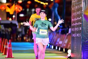 BIB: 50077, 
                            <button type="button" onclick="openModal(21803358)" class="btn btn-primary btn-sm float-right btn-popup" data-toggle="modal" data-target=".modal-high-quality">
                        <i class="fas fa-shopping-cart"></i> Add to Cart
                    </button>
                                            <button type="button" onclick="isThisMe(21803358, true)" class="btn btn-success btn-sm float-right btn-popup btn-isme hidden" data-toggle="tooltip" data-placement="bottom" title="นี่คือรูปของคุณใช่ไหม คลิกที่นี่เพื่อเอาเข้าอัลบั้ม">
                        <i class="fas fa-plus"></i> Add to album
                    </button>
                    <button type="button" onclick="isThisMe(21803358, false)" class="btn btn-warning btn-sm float-right btn-popup btn-isnotme hidden">
                        <i class="fas fa-ban"></i> Remove from album
                    </button>